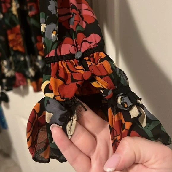 Elaine Rose multicolor Flower peasant blouse button details on back & sleeves XL - Picture 10 of 10